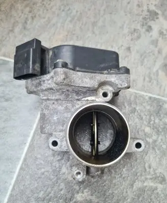 Skoda Octavia Mk2 (1Z) Throttle valve 03L128063QV100