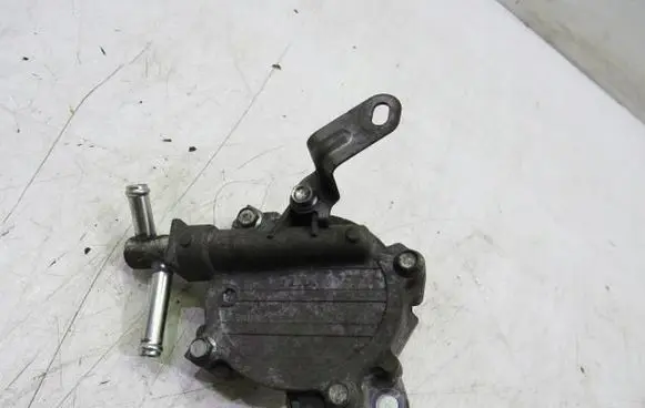 Mitsubishi Outlander Vacuum pump GMAUTO4574097