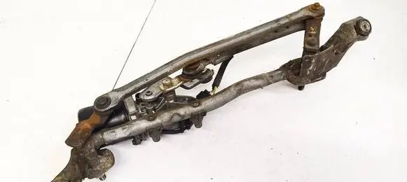 Nissan Note (E11) Front wiper linkage and motor 