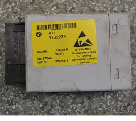 BMW 5 E60 E61 Center console control module 9183233