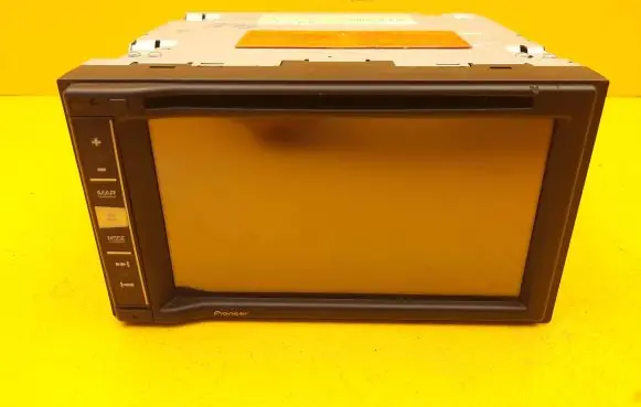 Smart ForTwo I Radio/GPS head unit trim 988028327032 10R040589 AV1CF980BT