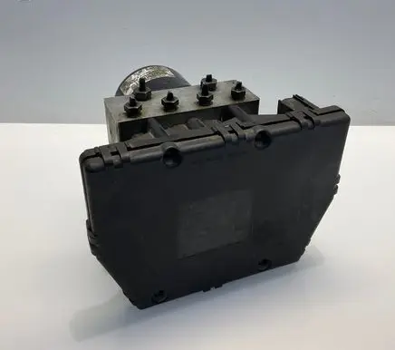 Mercedes-Benz C W203 ABS Pump A2035451632 2035451632