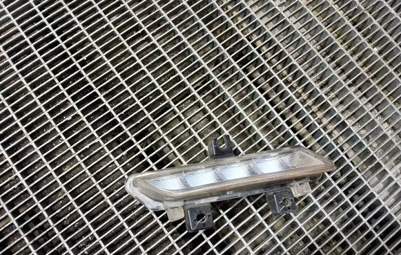 Renault Clio IV LED Daytime headlight 266003864R 12102013
