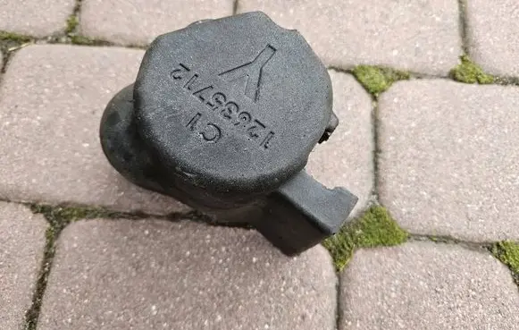 Opel Adam Mechanical fuel pump 12635712