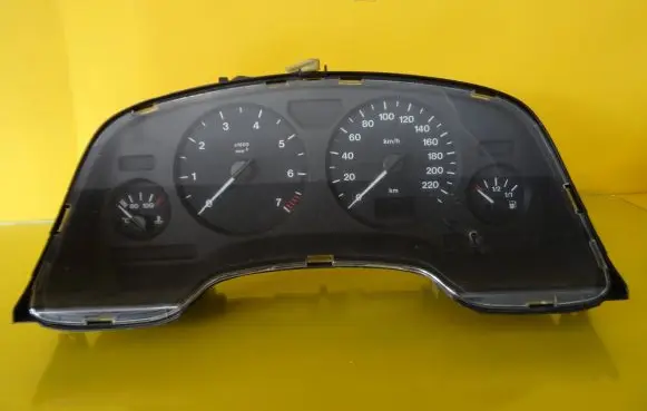 Opel Zafira A Speedometer (instrument cluster) 24419563HY