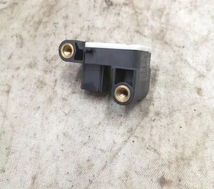 BMW X5 E70 Airbag deployment crash/impact sensor 6911003
