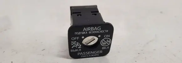 Lexus NX Passenger airbag on/off switch 2091R11