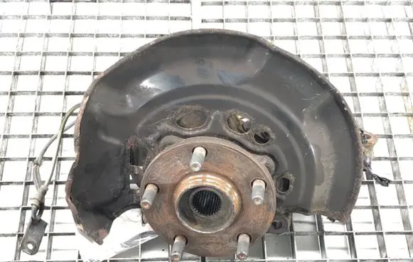 Toyota Auris E180 Front wheel hub spindle knuckle