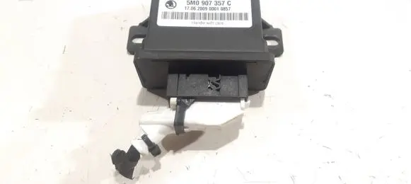 Volkswagen PASSAT B6 Light module LCM 5M0907357C 5WK49676B 1706200900010857