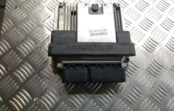 Audi A4 S4 B8 8K Engine control unit/module 03L906022MK 0281015583