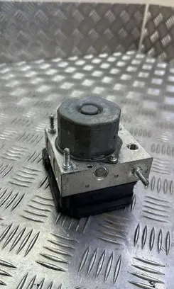 Nissan Pulsar ABS Pump 476603ZL0B
