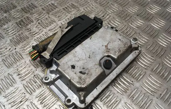 Citroen Xsara Engine control unit/module 9632693880 0261206214 000729