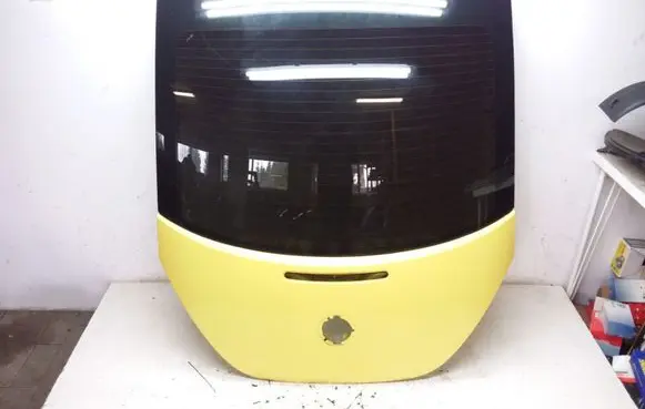 Volkswagen New Beetle Tailgate/trunk/boot lid