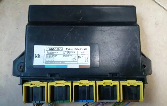Ford C-MAX II Comfort/convenience module AV6N19G481AM NE69550