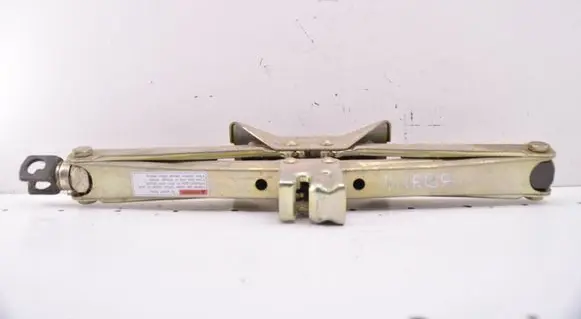 Suzuki Grand Vitara II Lift Jack 