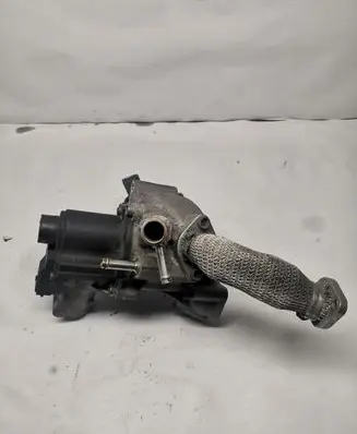 Audi A8 S8 D3 4E EGR valve 057131501 057131224E