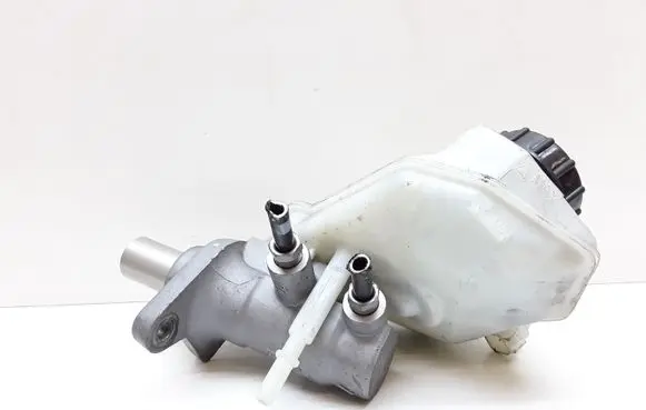 Volvo XC60 Master brake cylinder 03350885571