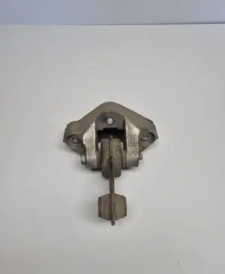 Nissan Qashqai Engine mount bracket