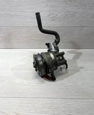 BMW 7 F01 F02 F03 F04 Power steering pump 5016959 686716001