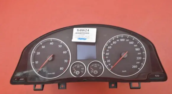 Volkswagen Golf IV Speedometer (instrument cluster) 1K0920872J
