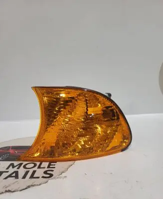 BMW 3 E46 Front indicator light 710311329011 LLD622 8001063