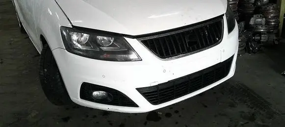 Seat Alhambra (Mk2) Front piece kit 