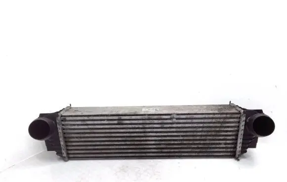 BMW 5 F10 F11 Intercooler radiator 7805629