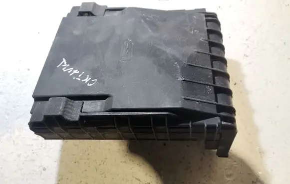Skoda Octavia Mk2 (1Z) Fuse box set 1K0937125