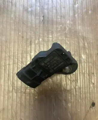 Chevrolet Orlando Air pressure sensor 55568176 0281006052