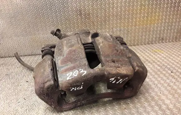 Mercedes-Benz C W203 Front brake caliper