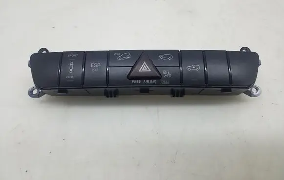 Mercedes-Benz ML W164 Hazard light switch A1648708310