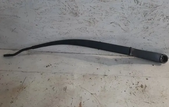 KIA Ceed Front wiper blade arm F00S51F057