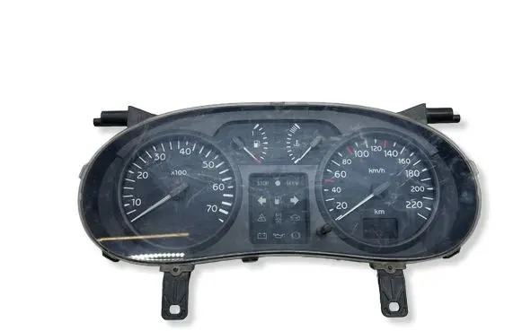 Renault Clio IV Speedometer (instrument cluster) P8200059763