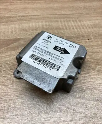 Opel Zafira A Airbag control unit/module 90582536 5WK4190