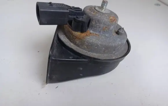 Mercedes-Benz E C207 W207 Horn signal A2075421020-MERC 2075421020