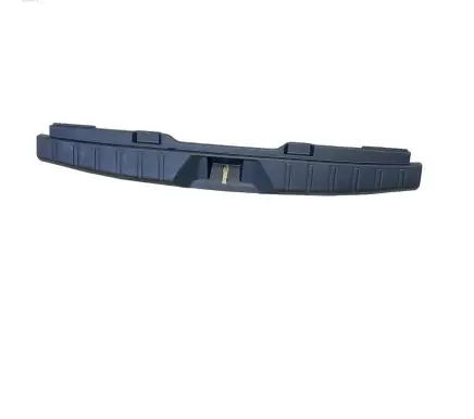 Trunk/boot sill cover protection