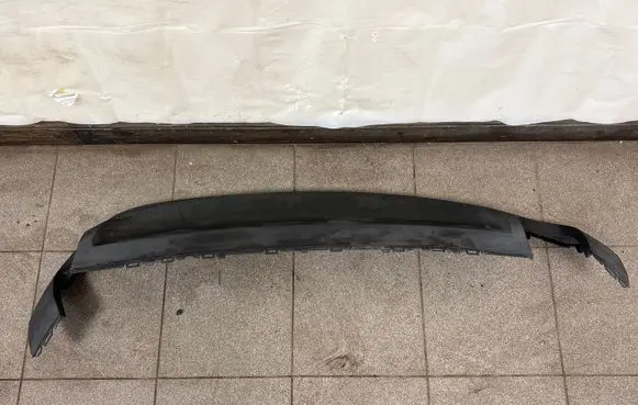 Audi A3 S3 8V Rear bumper trim bar molding 8V5807521J