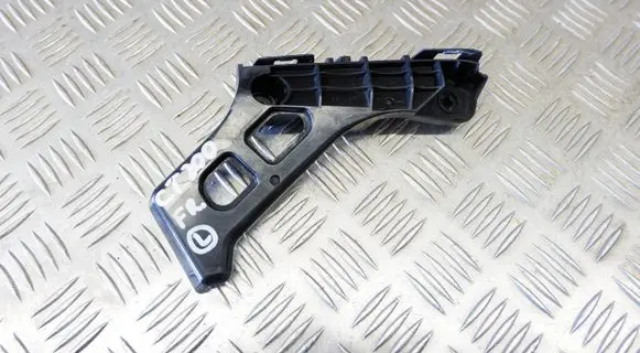 Lexus CT 200H Front bumper mounting bracket 5211676011