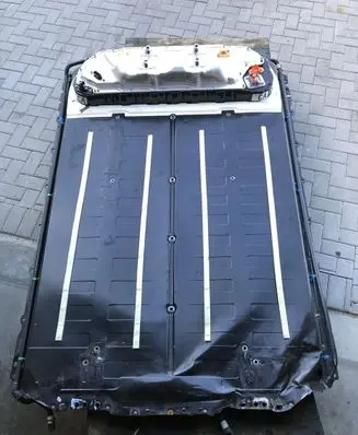 Tesla Model Y Hybrid / electric car battery 