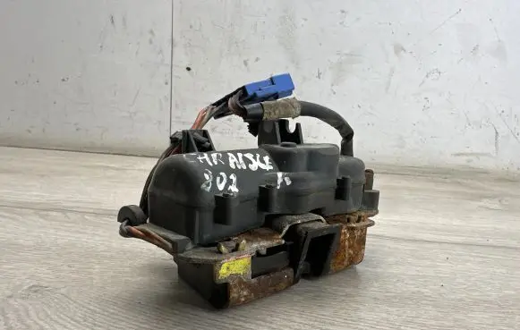 Chrysler Pacifica Tailgate/trunk/boot lock/catch/latch