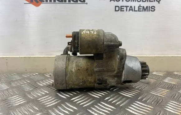 Nissan X-Trail T30 Starter motor 233008H300 S114844