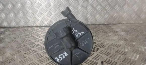 Audi A4 S4 B5 8D Secondary air pump 06A959253B