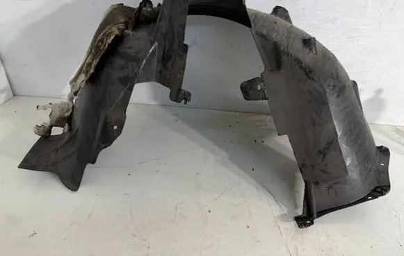 Peugeot 308 Front arch 9819027780