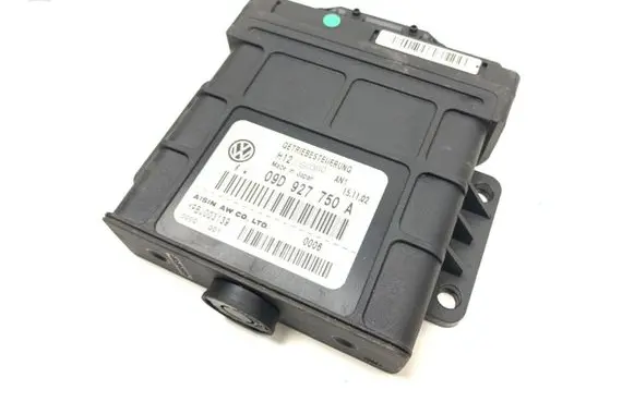 Volkswagen Touareg I Gearbox control unit/module 09D927750A YPBJ003139