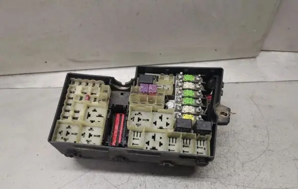 Volvo V50 Fuse module 3M5T14A142AB 8688039