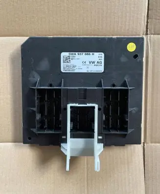 Volkswagen Golf VIII Comfort/convenience module 5WA937086H