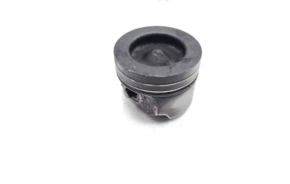 Mazda 3 III Piston 