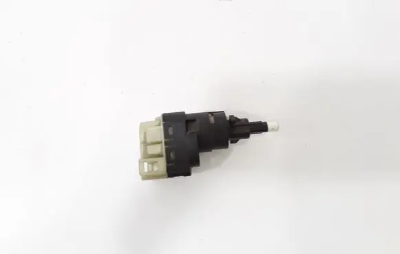 Audi A4 S4 B7 8E 8H Brake pedal sensor switch 1K2945511