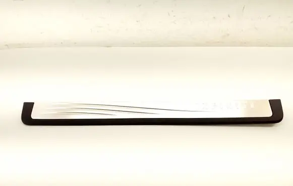 Infiniti EX (B) pillar trim (top) 769B11BA0A