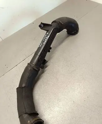 Volvo S60 Intercooler hose/pipe 31422153